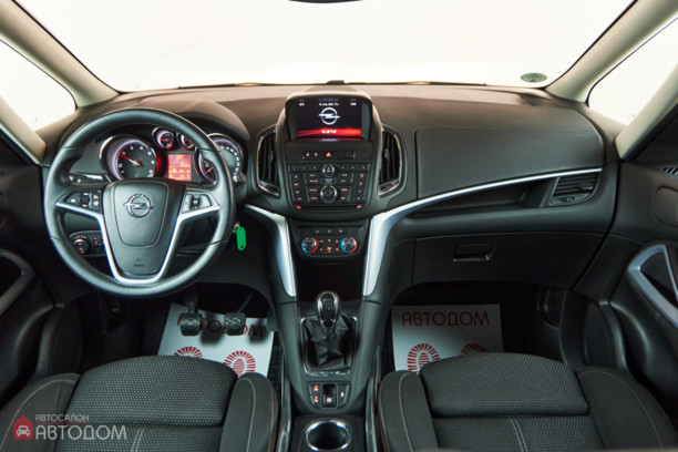 Opel Zafira C, 7 мест, 2015 г.
