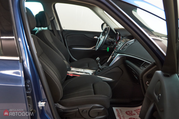 Opel Zafira C, 7 мест, 2015 г.