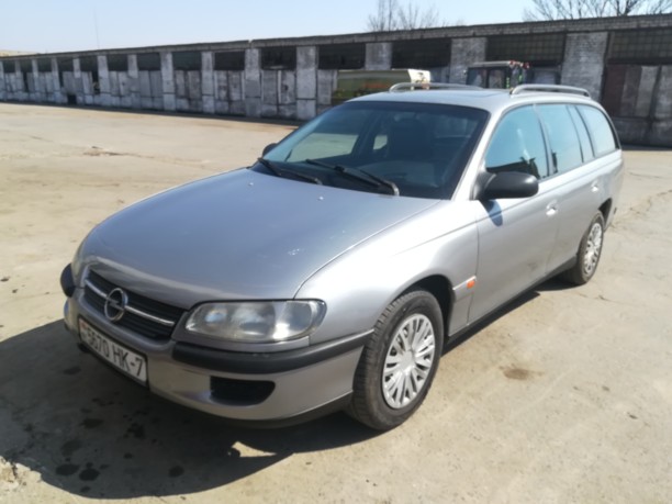 Opel Omega B, 1994 г.