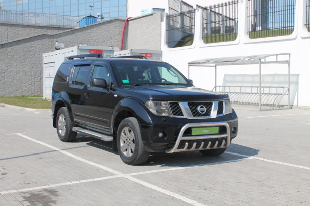 Nissan Pathfinder R51, 7 мест, 2005 г.
