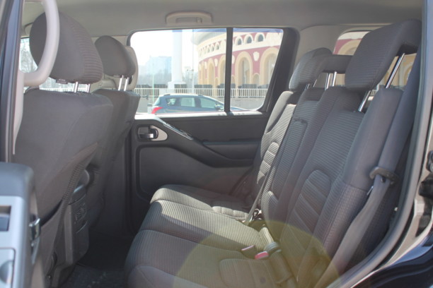 Nissan Pathfinder R51, 7 мест, 2005 г.
