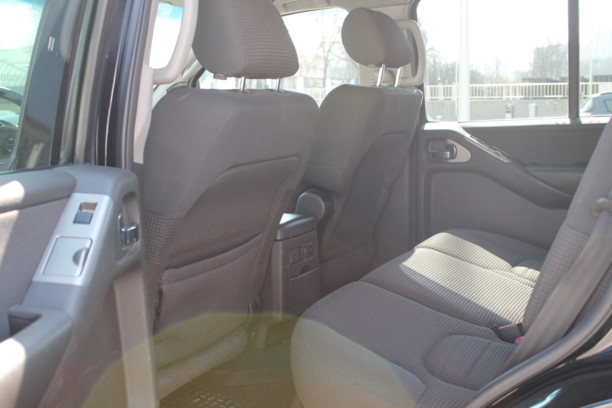 Nissan Pathfinder R51, 7 мест, 2005 г.