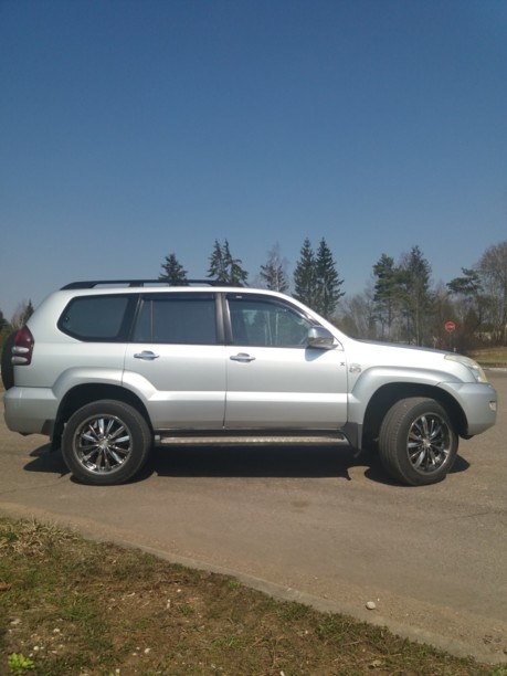 Toyota Land Cruiser Prado J120, 7 мест, 2003 г.