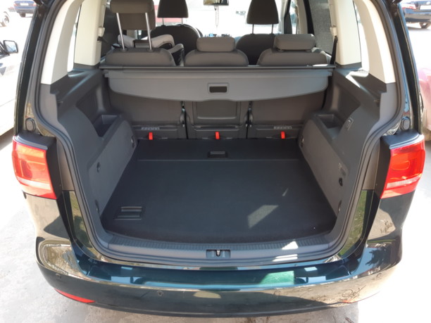 Volkswagen Touran II, 5 мест, 2013 г.