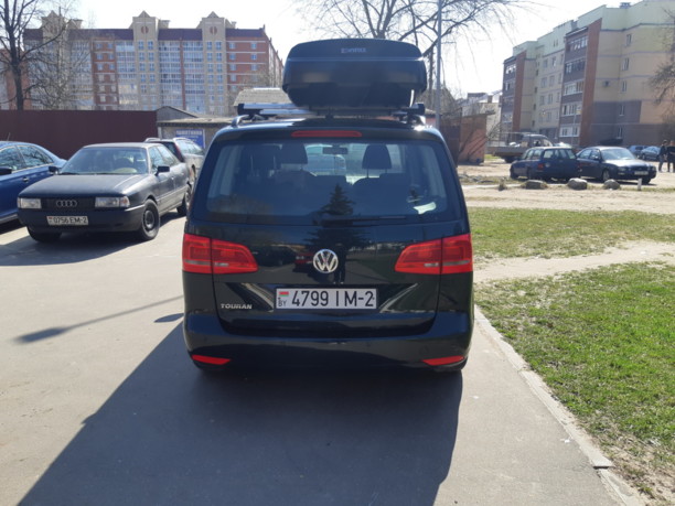 Volkswagen Touran II, 5 мест, 2013 г.