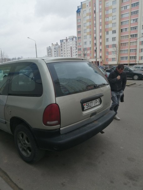 Chrysler Voyager III, 7 мест, 2000 г.