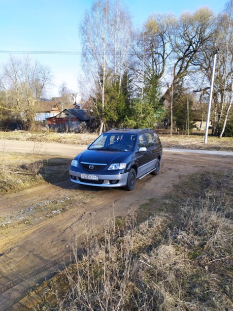 Mazda MPV II, 7 мест, 2002 г.