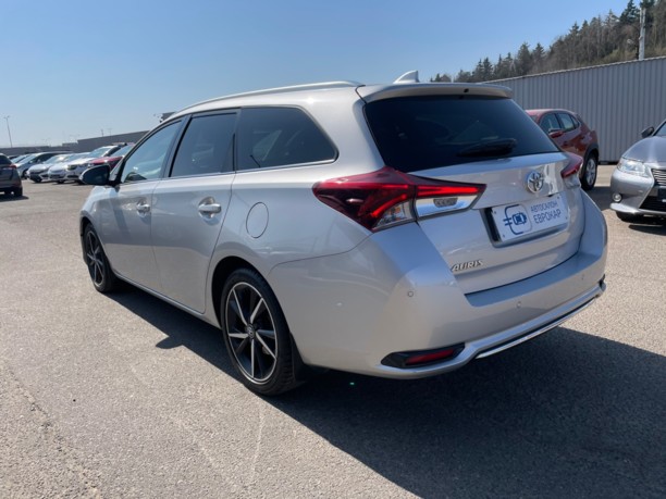 Toyota Auris II (E180) · Рестайлинг, 2017 г.