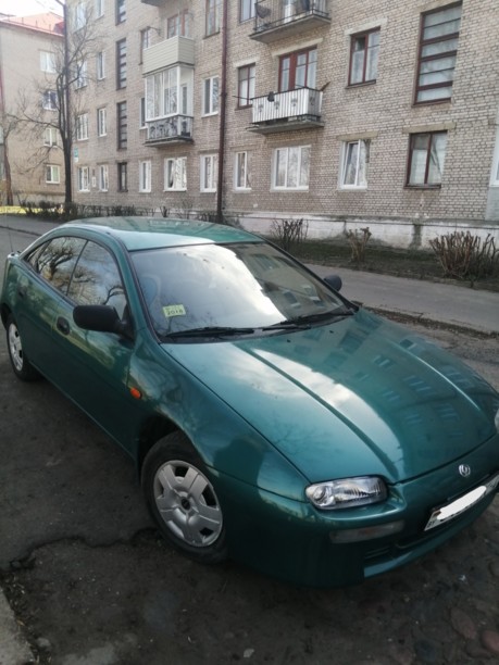 Mazda 323F, 1996 г.