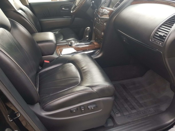 Infiniti QX56 II, 7 мест, 2011 г.