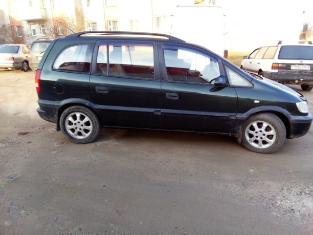 Opel Zafira A, 7 мест, 2001 г.