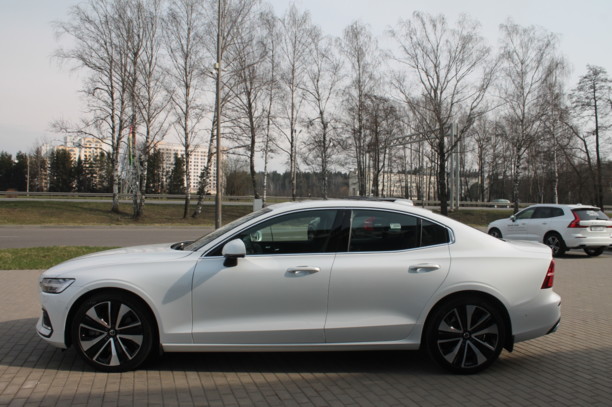 Volvo S60 II · Рестайлинг, 2020 г.