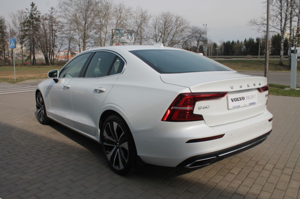 Volvo S60 II · Рестайлинг, 2020 г.
