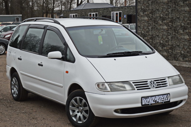 Volkswagen Sharan I, 7 мест, 1999 г.