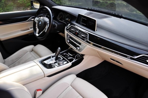 BMW 7 серия G12 (Long), 2016 г.