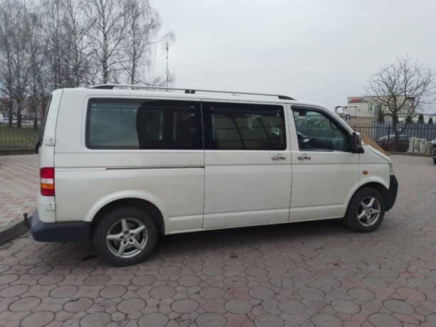 Volkswagen Caravelle T5, 2004 г.