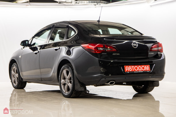 Opel Astra J · Рестайлинг, 2012 г.