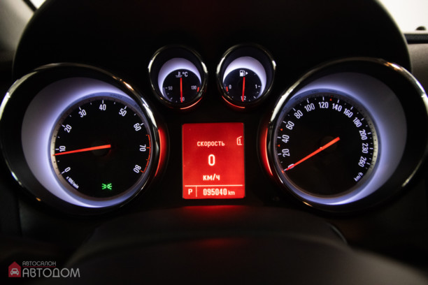 Opel Astra J · Рестайлинг, 2012 г.
