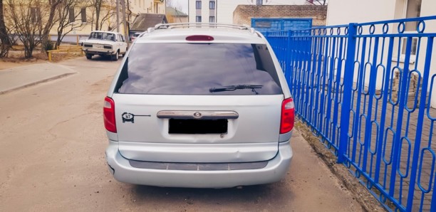 Chrysler Town and Country IV, 7 мест, 2002 г.
