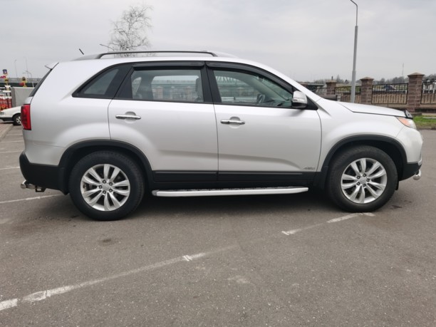 Kia Sorento II, 7 мест, 2010 г.