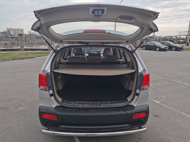 Kia Sorento II, 7 мест, 2010 г.