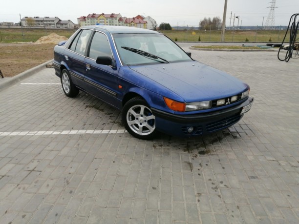 Mitsubishi Lancer VI · Рестайлинг, 1990 г.