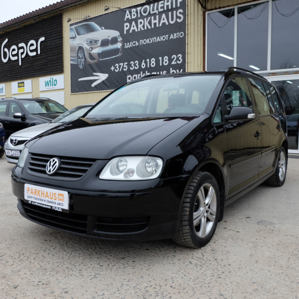 Volkswagen Touran I, 5 мест, 2004 г.