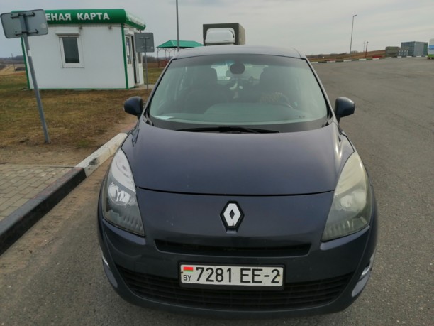 Renault Grand Scenic III, 5 мест, 2010 г.