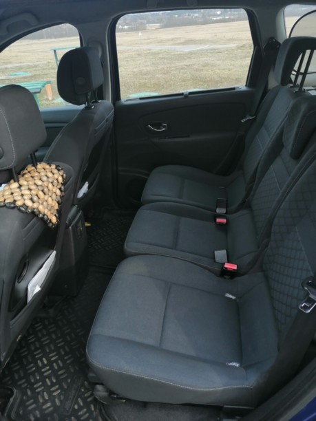 Renault Grand Scenic III, 5 мест, 2010 г.