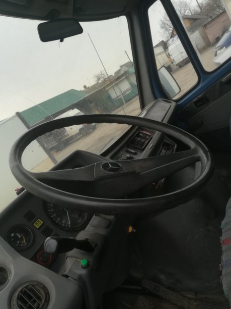 Mercedes-Benz T1 (207D-410D) 208D, 1995 г.