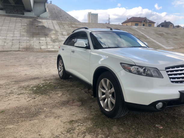 Infiniti FX I, 2003 г.