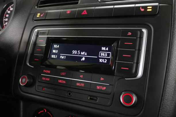 Volkswagen Polo Sedan I · Рестайлинг, 2019 г.