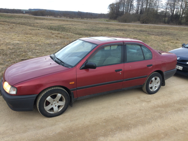 Nissan Primera P10, 1993 г.