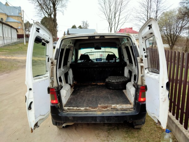 Citroen Berlingo I, 5 мест, 2001 г.