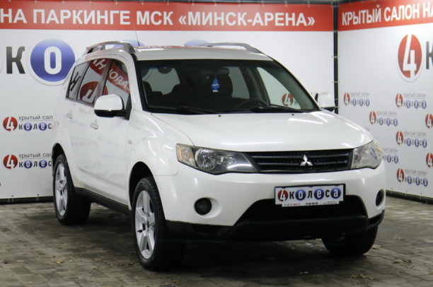 Mitsubishi Outlander XL, 7 мест, 2007 г.