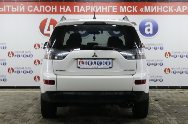 Mitsubishi Outlander XL, 7 мест, 2007 г.