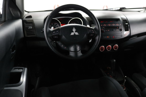 Mitsubishi Outlander XL, 7 мест, 2007 г.