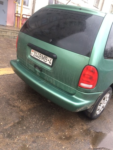 Dodge Caravan III, 7 мест, 1998 г.