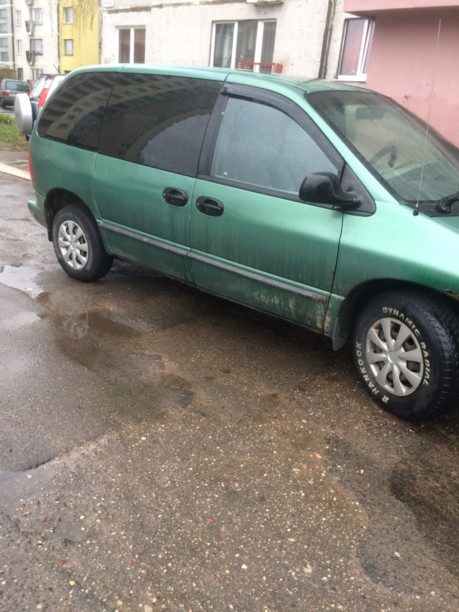 Dodge Caravan III, 7 мест, 1998 г.