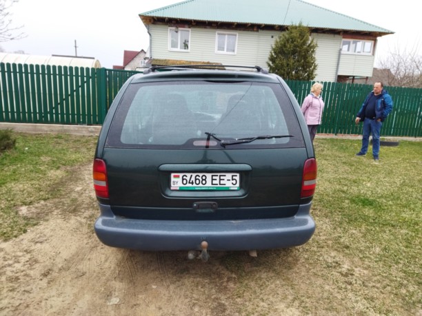 Chrysler Voyager III, 7 мест, 1999 г.