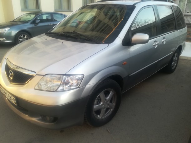 Mazda MPV II, 7 мест, 2003 г.