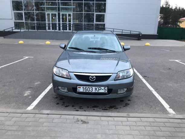 Mazda 323F, 2002 г.