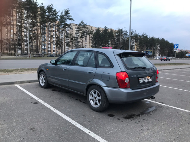Mazda 323F, 2002 г.