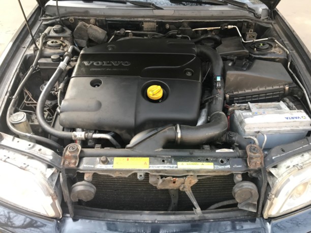 Volvo V40 I · Рестайлинг, 2000 г.