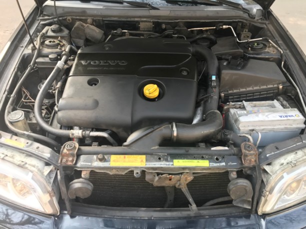 Volvo V40 I · Рестайлинг, 2000 г.