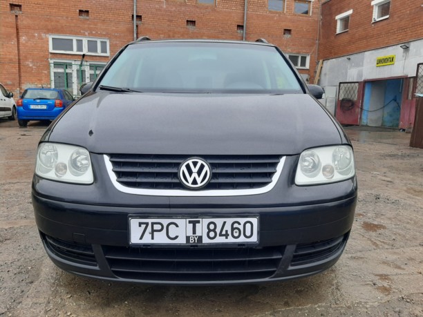 Volkswagen Touran I, 5 мест, 2006 г.