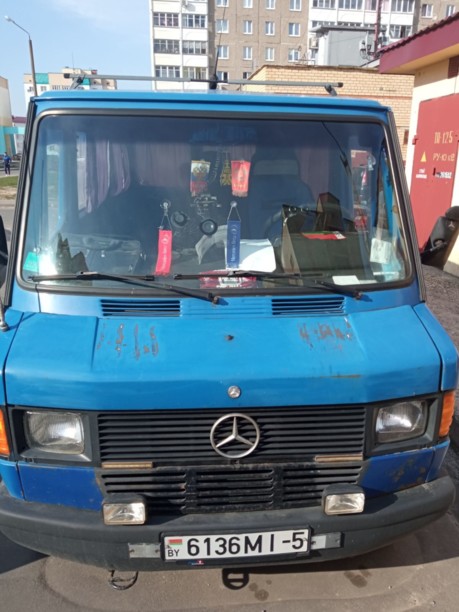 Mercedes Т1 207D - 410D, 1990 г.