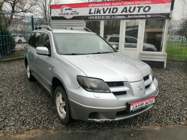 Mitsubishi Outlander I, 5 мест, 2004 г.