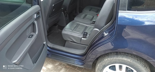 Volkswagen Touran II, 5 мест, 2013 г.