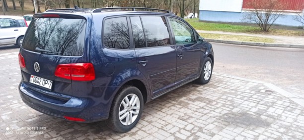 Volkswagen Touran II, 5 мест, 2013 г.